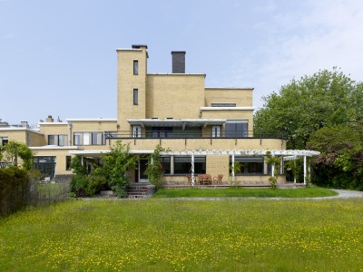 Villa De Ooievaar by arch. Jozef De Bruycker, 1935 - View from the Garden