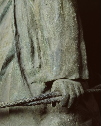 page 627 – Detail of sculpture: Juan Muñoz, Single Conversation Piece, 1992 - After Unknown photographer, Detail of the Juichimen Kannon, published in: André Malraux, Le Musée imaginaire de la sculpture mondiale (Paris, 1952)