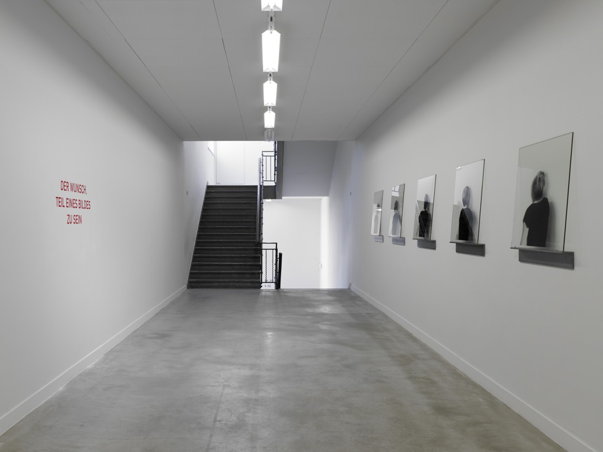 Act 3: Der Wunsch Teil eines Bildes zu sein - Exhibition View Open M at Museum M, 2015