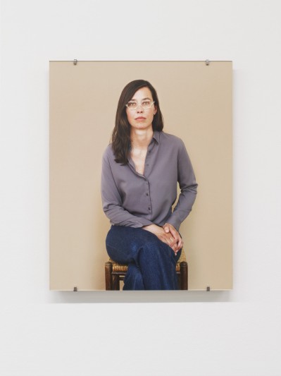 Judith Geerts, 2023 by Kristien Daem - Fine Art Inkjet Paper, 50 x 40 cm, mounted on multiplex panels with metal hooks
behind Perfect White Art Glass